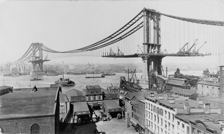 Bouw van de Manhattan Bridge in New York City